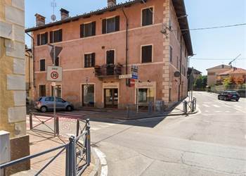 APPARTAMENTO DI AMPIE DIMENSIONI IN CENTRO STORICO